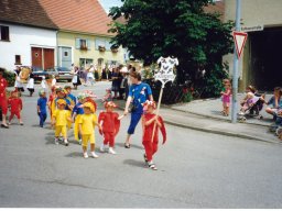 2015_Jubiläum_1990_Umzug_3